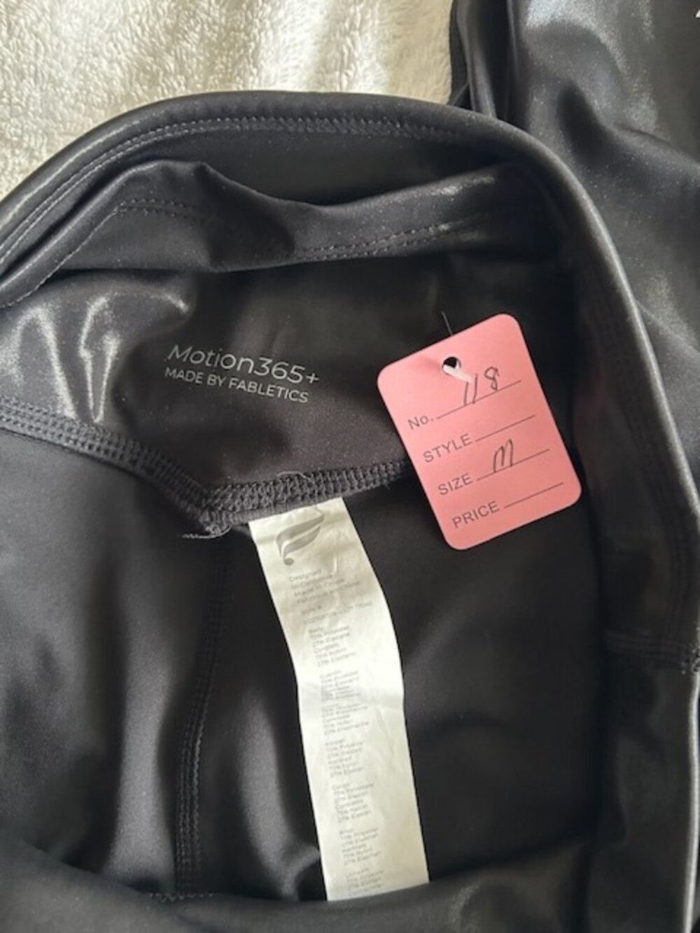 Fabletics Anywhere Motion 365 Ultra Shine M Black EPC - Picture 7 of 12